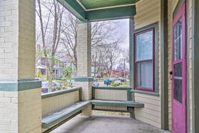 Victorian Apt, 1 half Mi to Baseball Stadium!